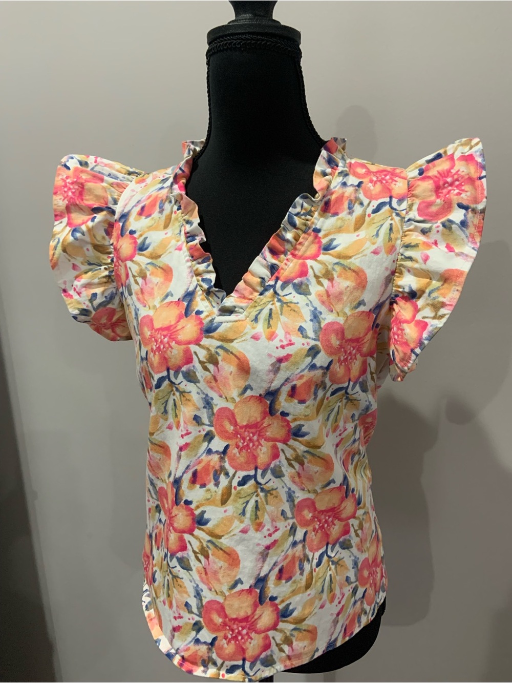 THML White Floral Ruffle Sleeve Top with Coral and Yellow Blooms